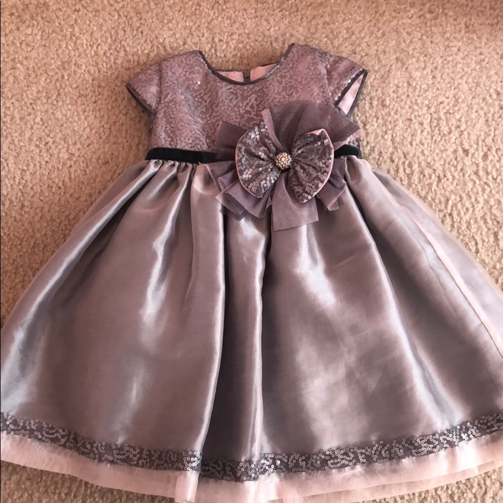 Isobella & Chloe dress